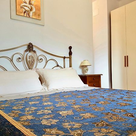 B&B All'Ombra Degli Ulivi ออสตูนี ภายนอก รูปภาพ