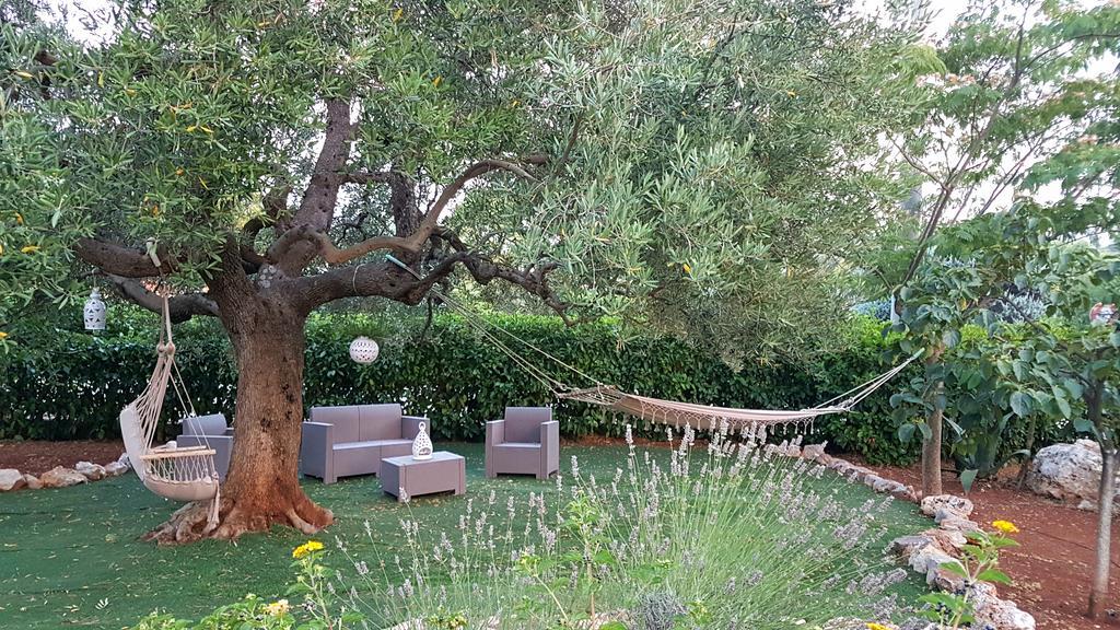 B&B All'Ombra Degli Ulivi ออสตูนี ภายนอก รูปภาพ