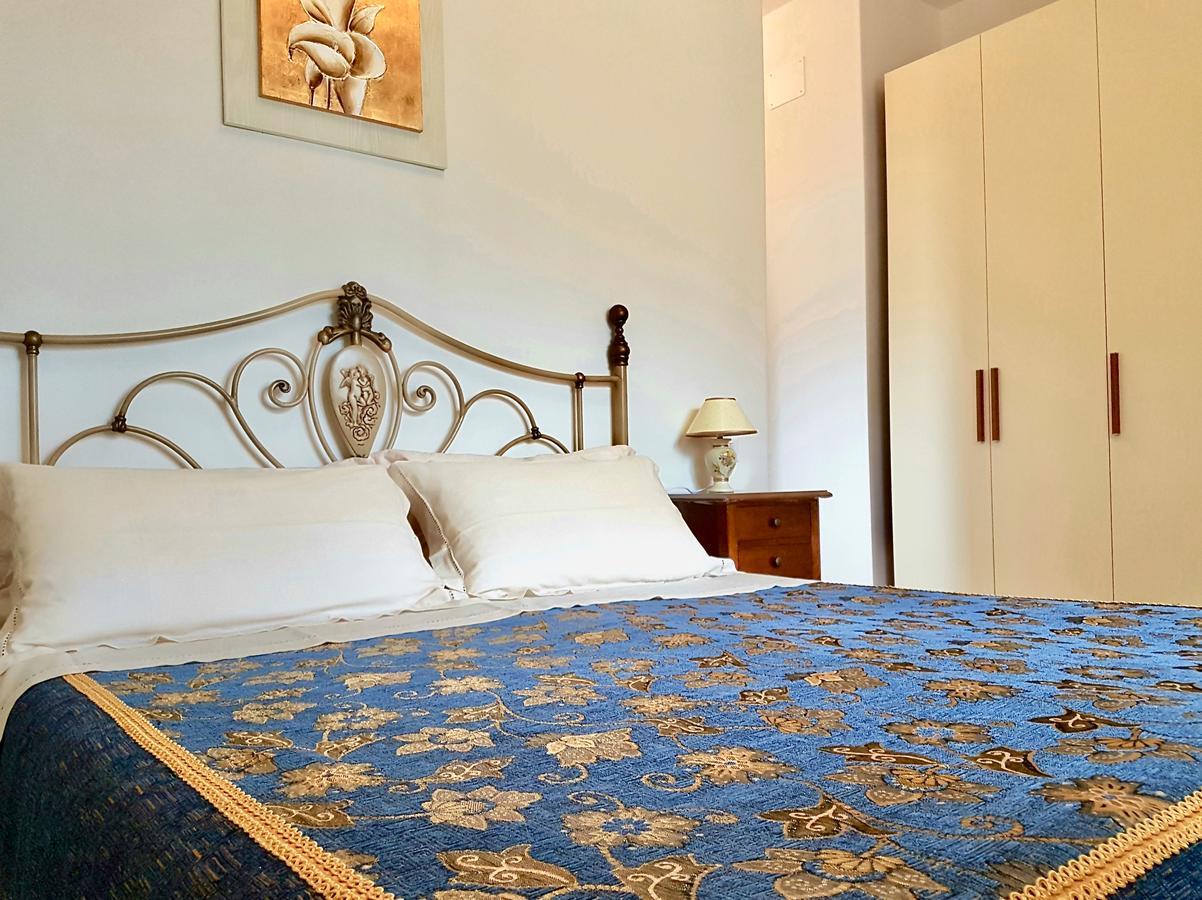 B&B All'Ombra Degli Ulivi ออสตูนี ภายนอก รูปภาพ